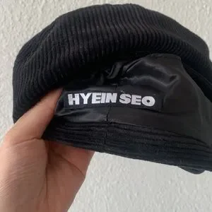 hyein seo corduroy beret hat Hyein Seo | Accessories | Hyein Seo Corduroy Beret Hat  main image 4